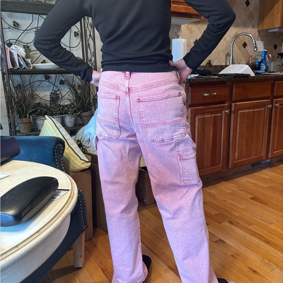 Gap midrise 90’s loose straight jeans. Great used condition- like new. - Picture 5 of 12